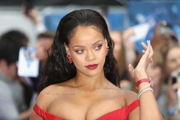 Billionaire Rihanna on the red carpet