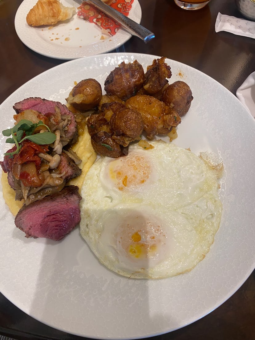 Wood Fired Steak & Eggs @ Topolino’s Terrace at the Riviera Resort